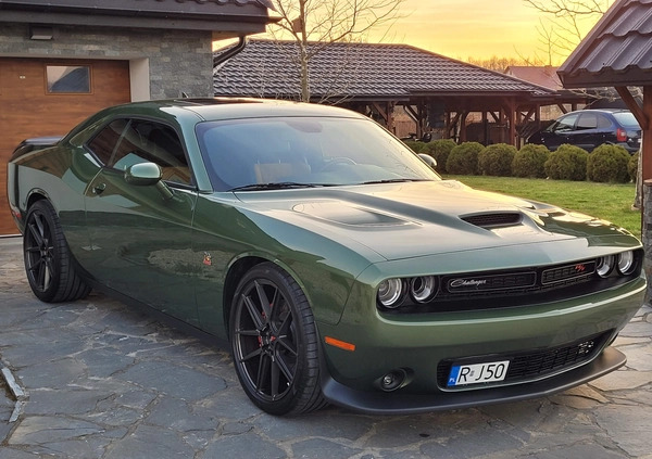 Dodge Challenger cena 178900 przebieg: 63000, rok produkcji 2020 z Rzeszów małe 497